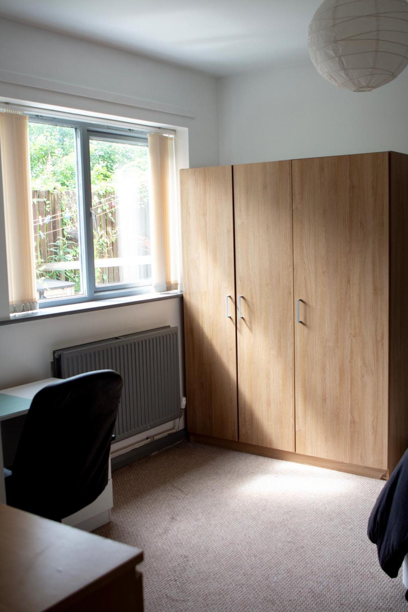 Well-Equipped 4 Bedroom House Close To City Centre Leeds  Esterno foto