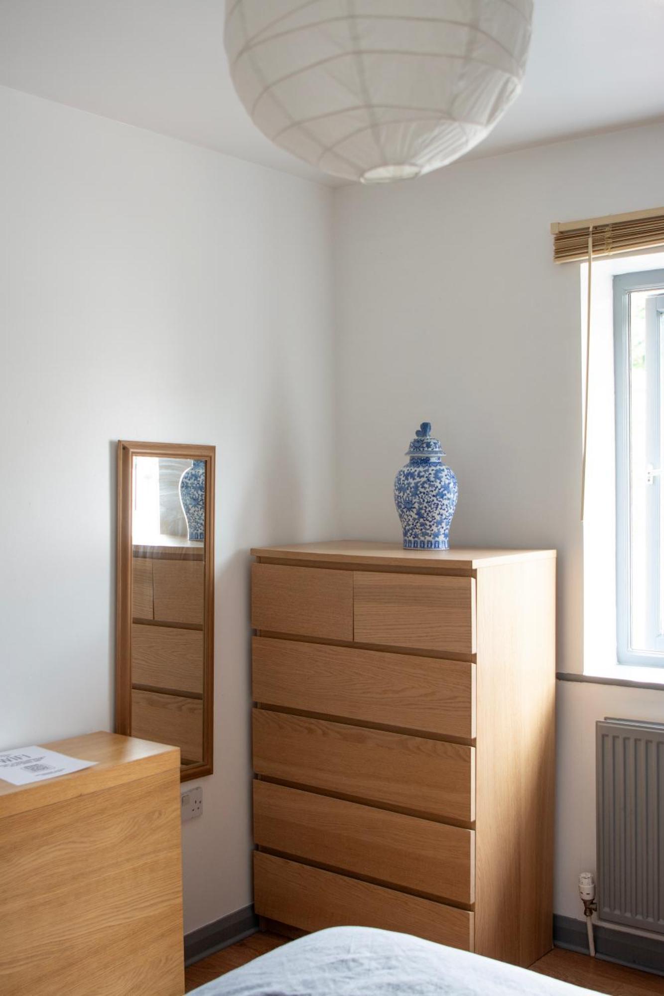 Well-Equipped 4 Bedroom House Close To City Centre Leeds  Esterno foto