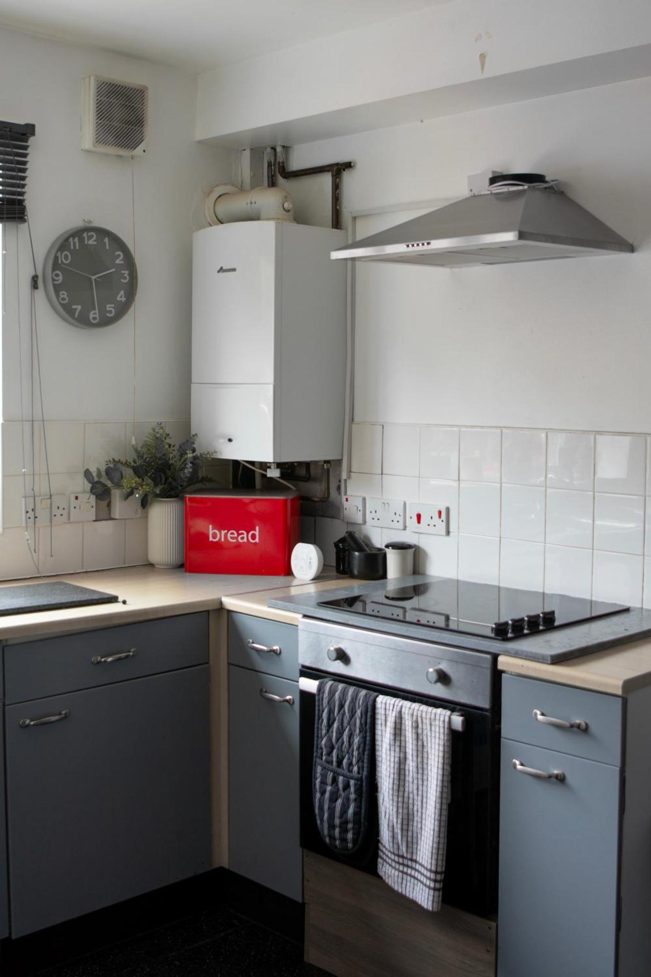 Well-Equipped 4 Bedroom House Close To City Centre Leeds  Esterno foto